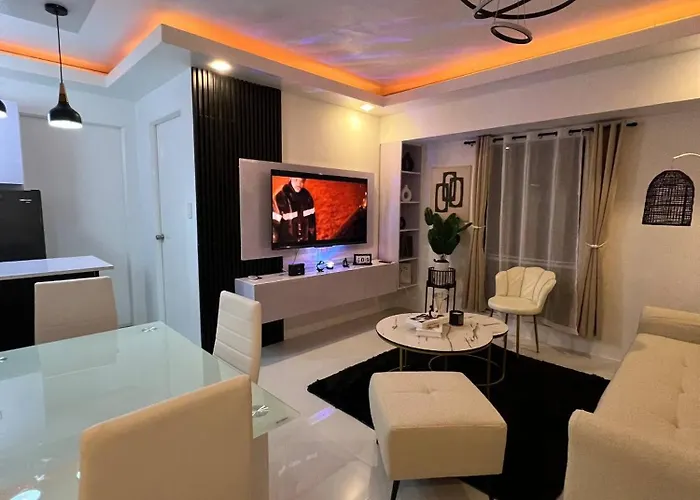 Welcome To Lucky7suites * Manila